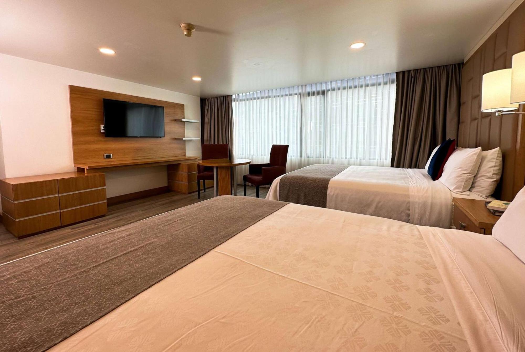 Hotel Wyndham Garden Quito Exterior foto